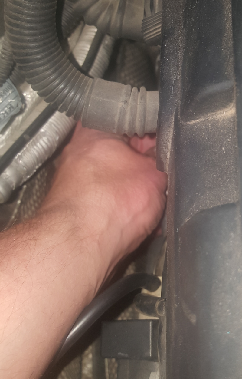 Illustration for article titled Dammit BMW, some people have normal size hands